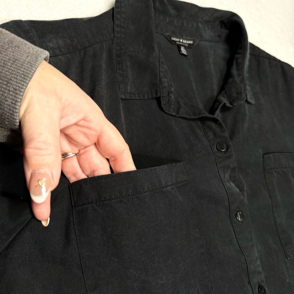 2/$30 Lucky Brand Black Lyocell Button Down Long Sleeve Top Size L #2058 - Picture 6 of 8